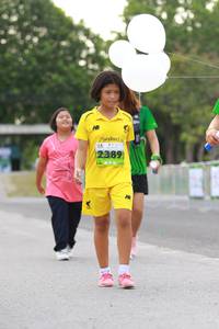 BIB: 2389
                            <button type="button" onclick="openModal(3562369)" class="btn btn-primary btn-sm float-right btn-popup" data-toggle="modal" data-target=".modal-high-quality">
                        <i class="fas fa-shopping-cart"></i> Add to Cart
                    </button>
                                            <button type="button" onclick="isThisMe(3562369, true)" class="btn btn-success btn-sm float-right btn-popup btn-isme hidden" data-toggle="tooltip" data-placement="bottom" title="นี่คือรูปของคุณใช่ไหม คลิกที่นี่เพื่อเอาเข้าอัลบั้ม">
                        <i class="fas fa-plus"></i> Add to album
                    </button>
                    <button type="button" onclick="isThisMe(3562369, false)" class="btn btn-warning btn-sm float-right btn-popup btn-isnotme hidden">
                        <i class="fas fa-ban"></i> Remove from album
                    </button>